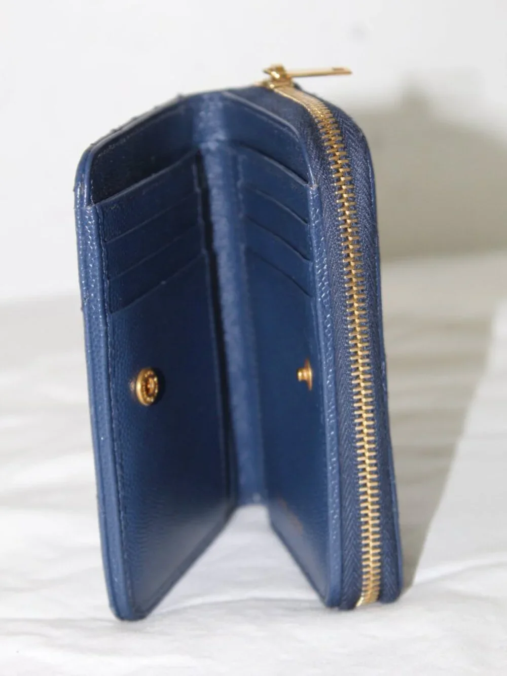 Saint Laurent YSL Grain De Poudre Matelasse Chevron Monogram Zip Around Wallet - Picture 8 of 11